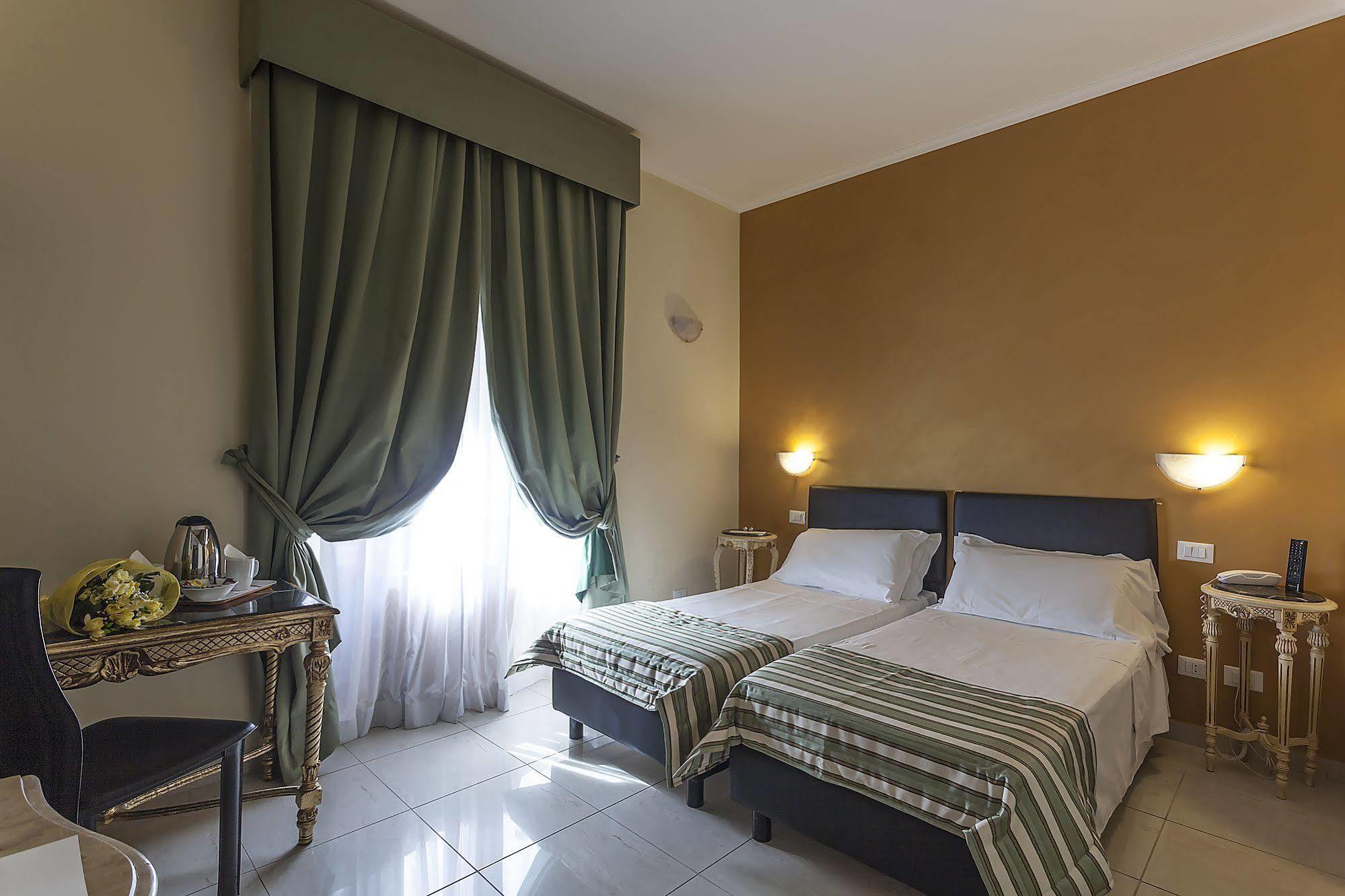 Hotel Regina Giovanna Рим Екстер'єр фото